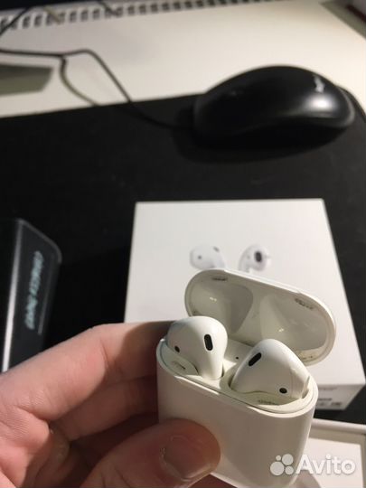 Беспроводные наушники apple airpods 2