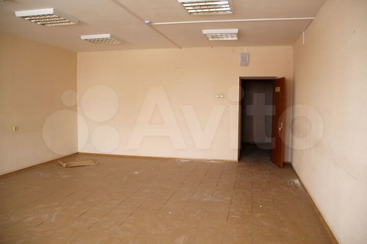 Офис этажом в центре города, 407.7 м²