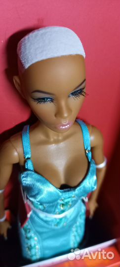 Зури от Integrity toys