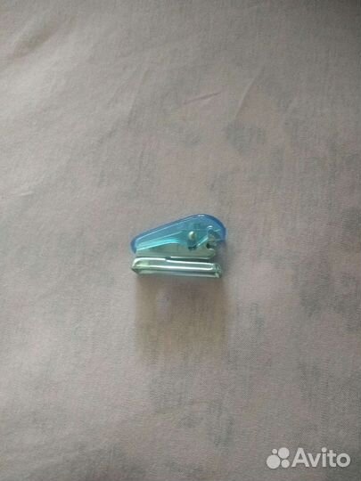 Дырокол мини