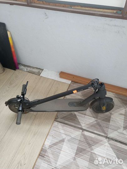 Электросамокат Xiaomi Mi Essential