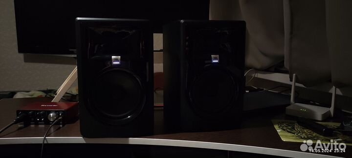 Студийные мониторы jbl 305p mkii