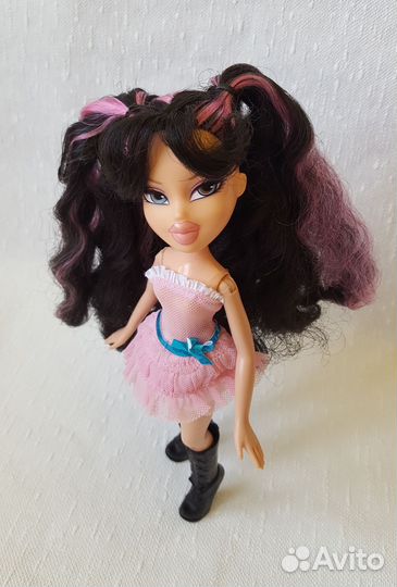 Кукла Bratz Passion 4 Fashion Kina