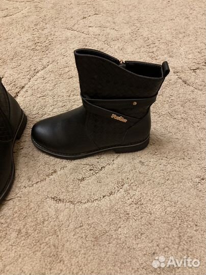 Детские ботинки