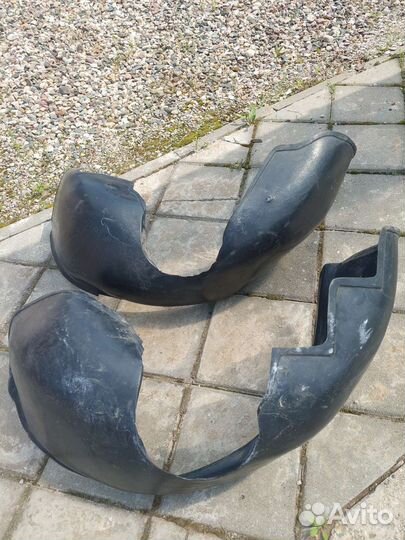 Подкрылки, локеры передние Ниссан Альмера классик