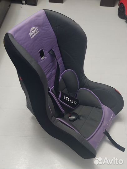 Автомобильное кресло
