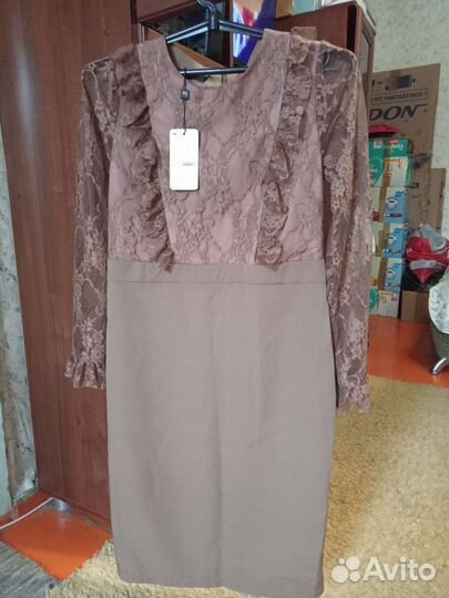 Платье праздничное