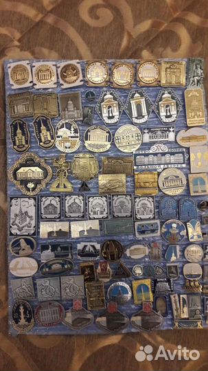 Значки Петербурга, пригородов, памятники, гербы