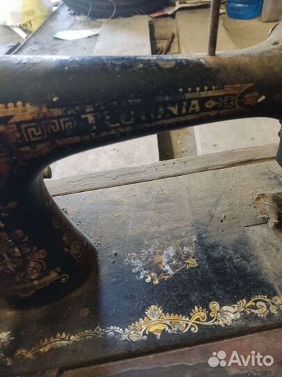 Швейная машинка Teutonia