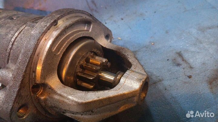 Стартер двигателя Mercedes 2.2cdi