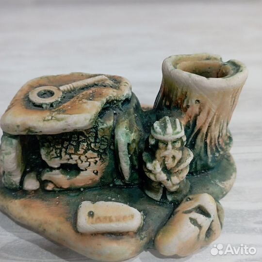 Сувенир дольмен