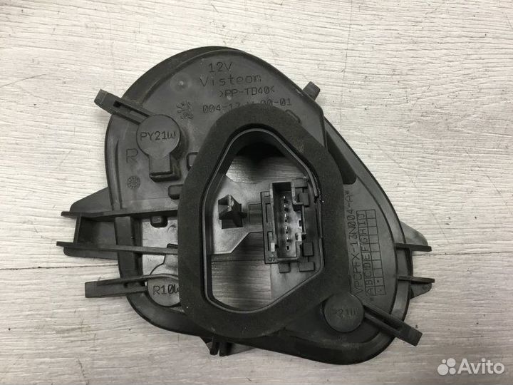 Блок плата фонаря задний правый Peugeot 208 1.2