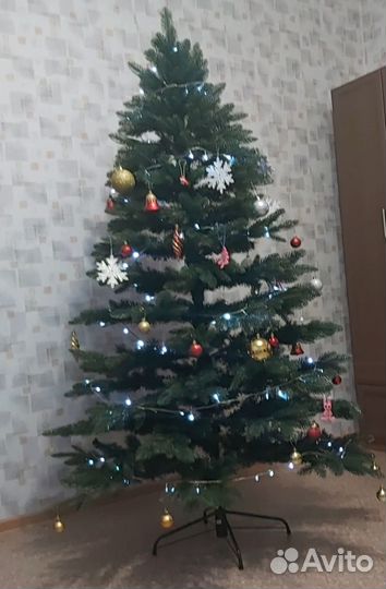 Ель искуственная