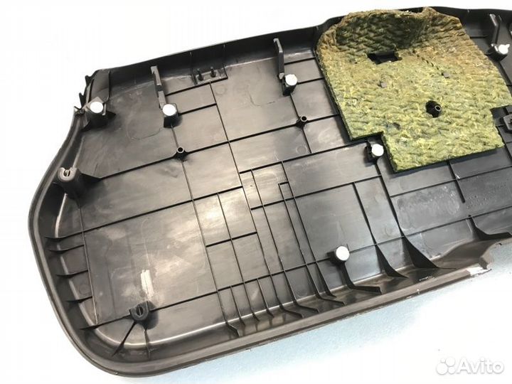 Обшивка двери багажника Nissan Qashqai 1.6 2009