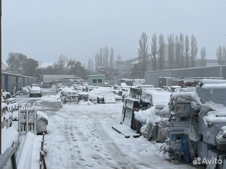 Производственная база с арендаторами