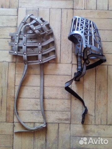 Кожаный намордник и ошейники