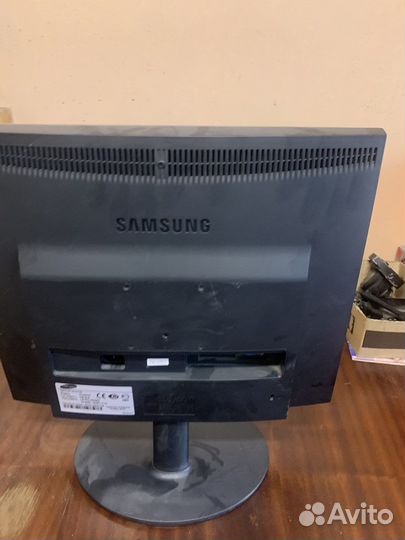Монитор Samsung e1920nr