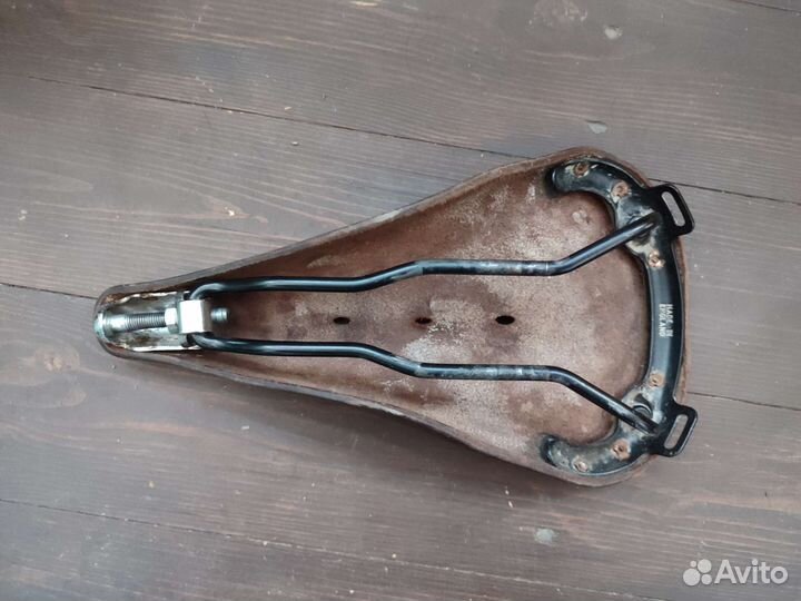 Велосипедное седло Brooks B17