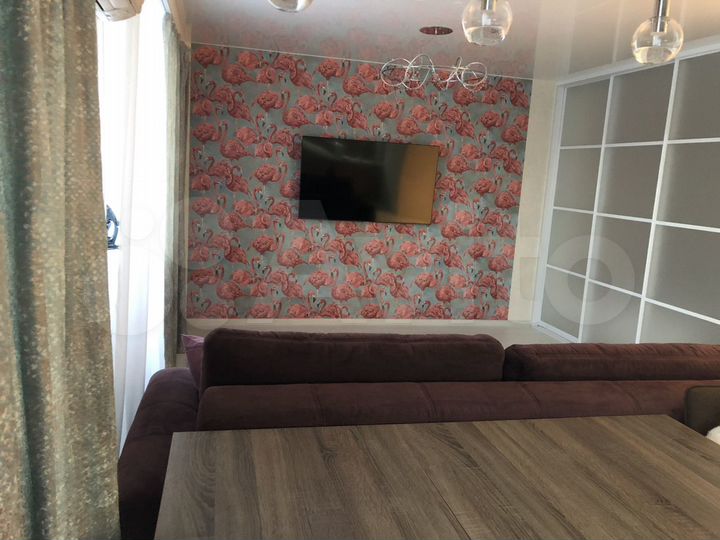 1-к. квартира, 42 м², 4/10 эт.