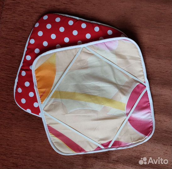 Сидушки на табурет