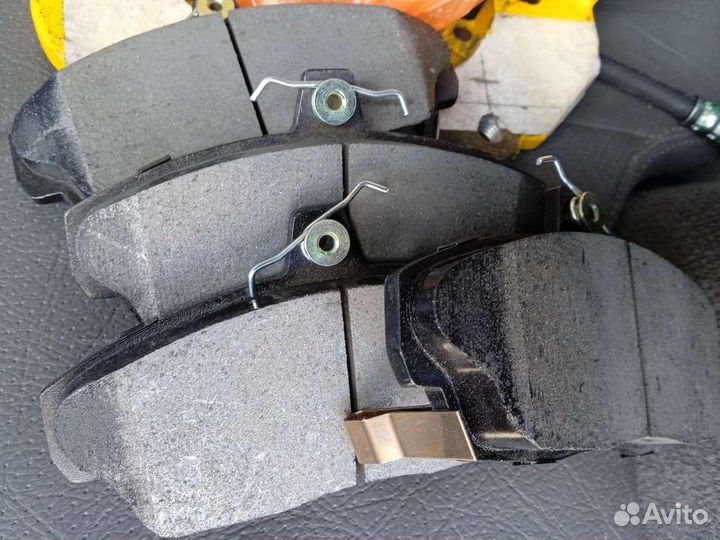 Тормозные колодки дисковые