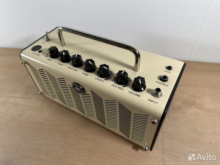 Комбоусилитель Yamaha THR5