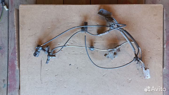Передний провод Абс на Тойота королла 150 кузов