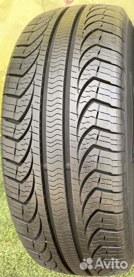 Pirelli P4 Four Seasons 215/60 R16