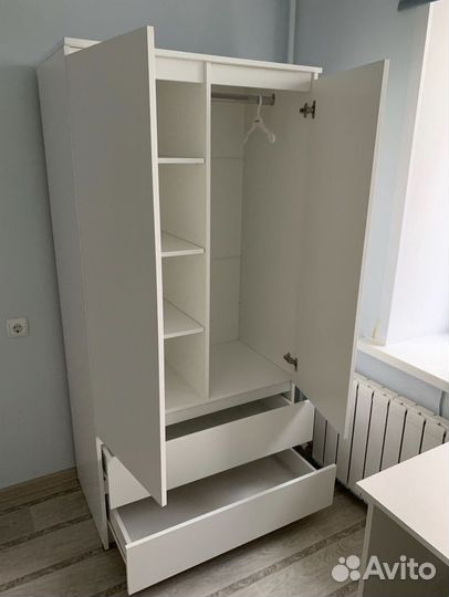 Шкаф распашной, Шкаф для одежды