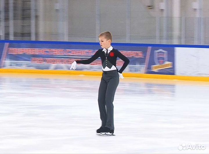 Костюм для выступлений на мальчика 146-152