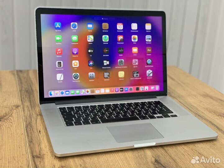 MacBook Pro 15 Retina i7 4 ядра / 16 /256 Gb