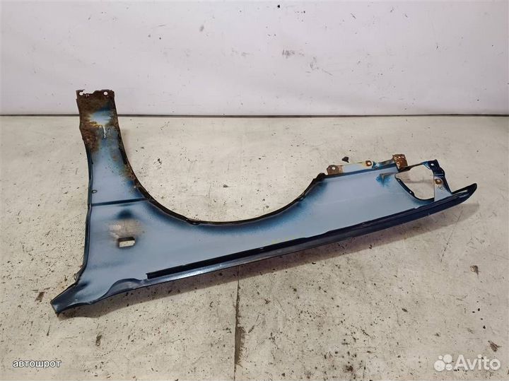 Крыло переднее правое Mitsubishi Galant E3 88-93г