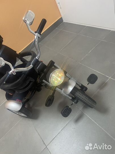 Детский велосипед с ручкой новый