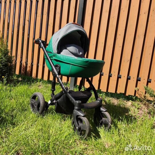 Детская коляска 3 в 1