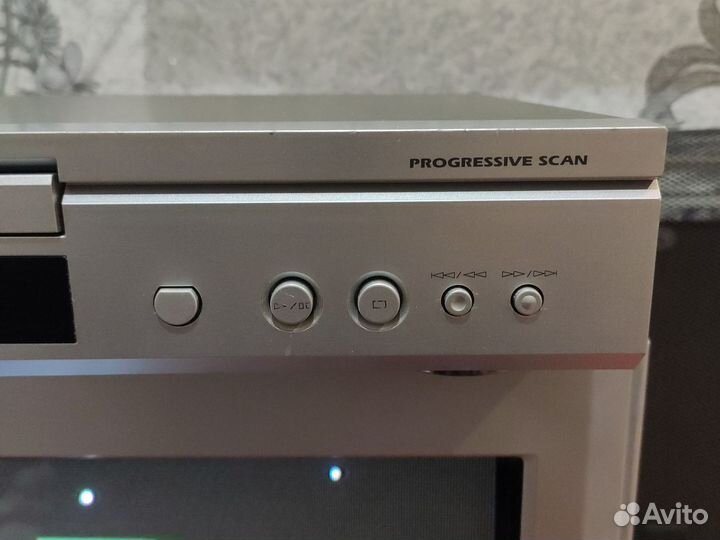 Dvd плеер Yamaha