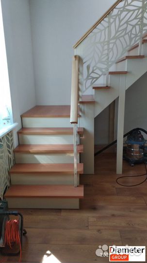 Практичная лестница из сосны