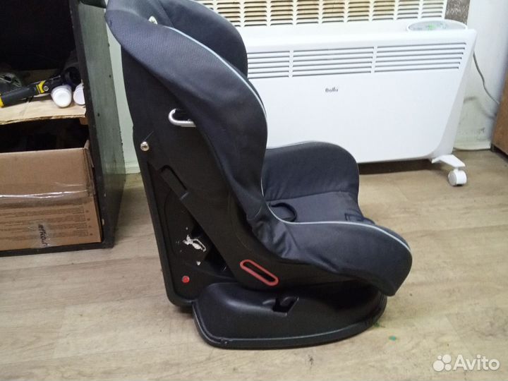 Автомобильное детское кресло от 0 до 18 кг