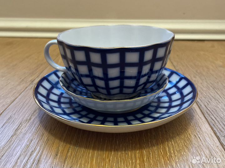 Чашка 2 блюдца кобальтовая клетка ифз