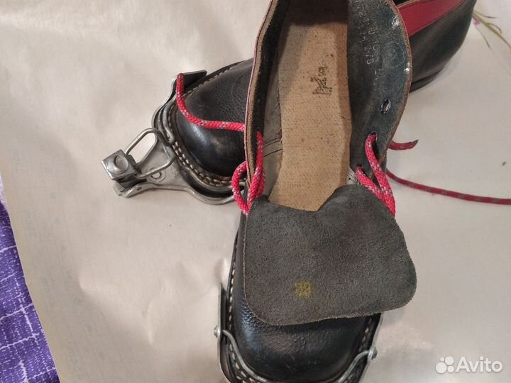 Ботинки лыжные 39 р