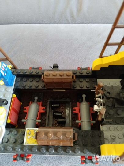 Lego пиратский корабль (не оригинал)