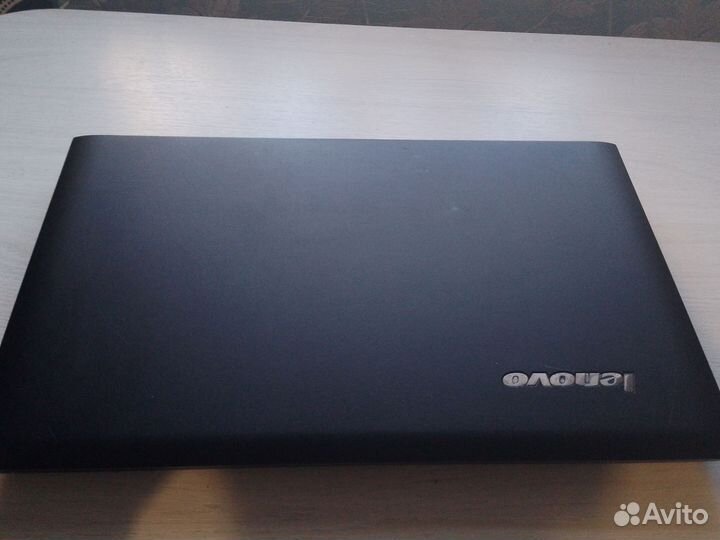 Ноутбук Lenovo на запчасти