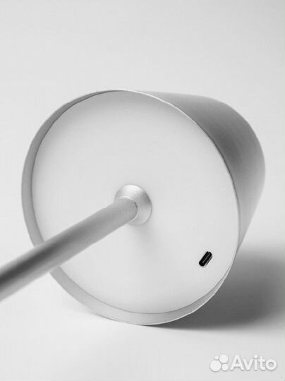 Лампа настольная 3 цвета, сенсорная регулировка