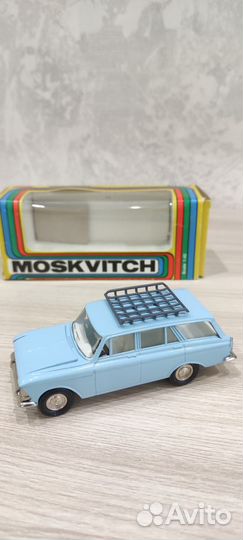 Модель автомобиля москвич СССР
