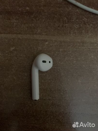 Беспроводные наушники apple airpods 2 левый