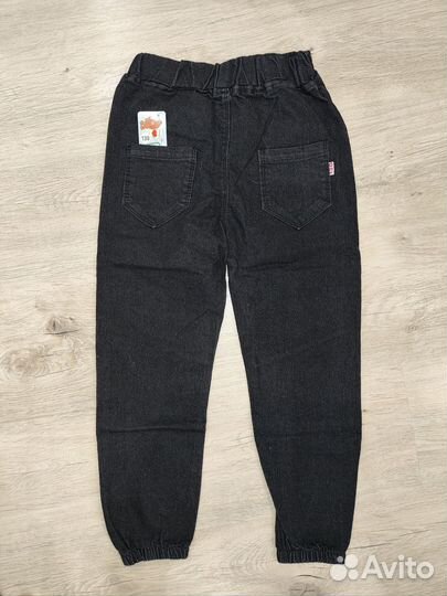 Джинсы новые на резинке 122-128