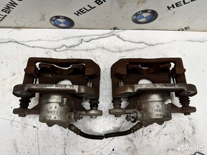 Передние суппорта Bmw 1 E87 N45B16 2007