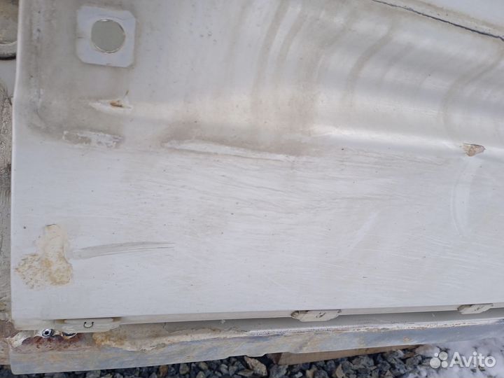 Дверь передняя левая от Audi 100, 200 C3