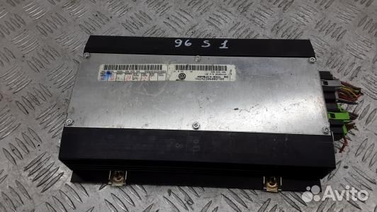 Усилитель музыки volkswagen phaeton 1 (96S01S701)