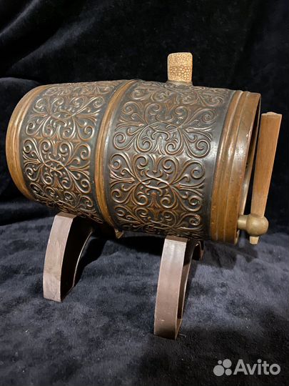 Бочонок для вина или коньяка