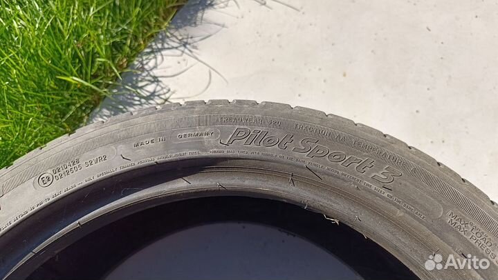 Michelin Pilot Sport 3 235/45 R18 98Y